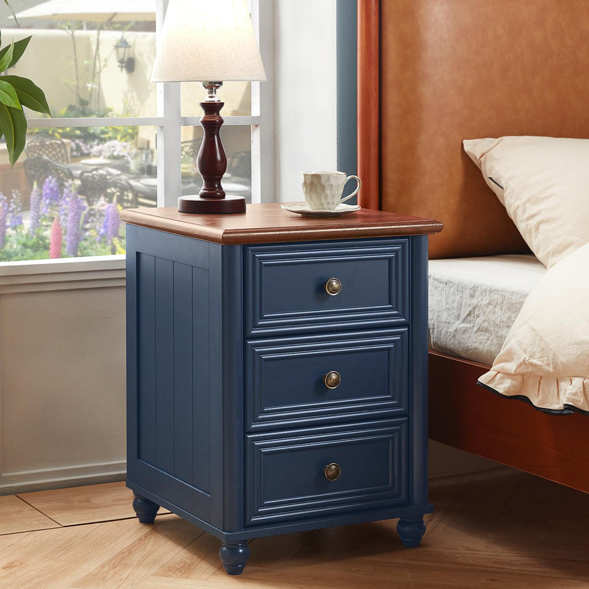 18" Night Stand with 3 Drawers O328
