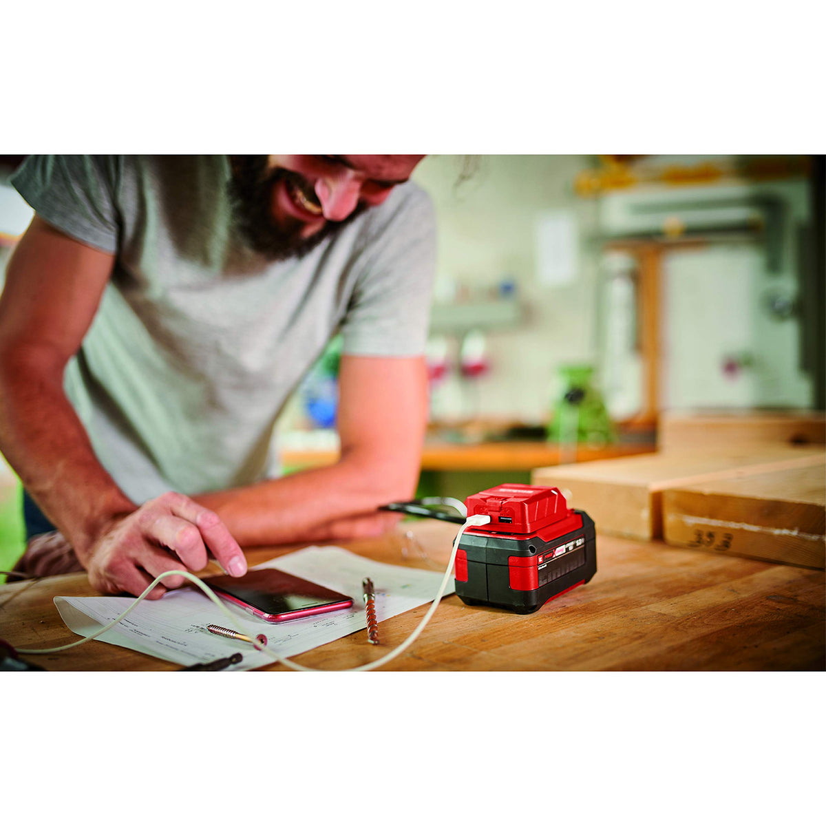 18-Volt 3/8-Inch Cordless Drill Kit with Battery and Charger Y5357